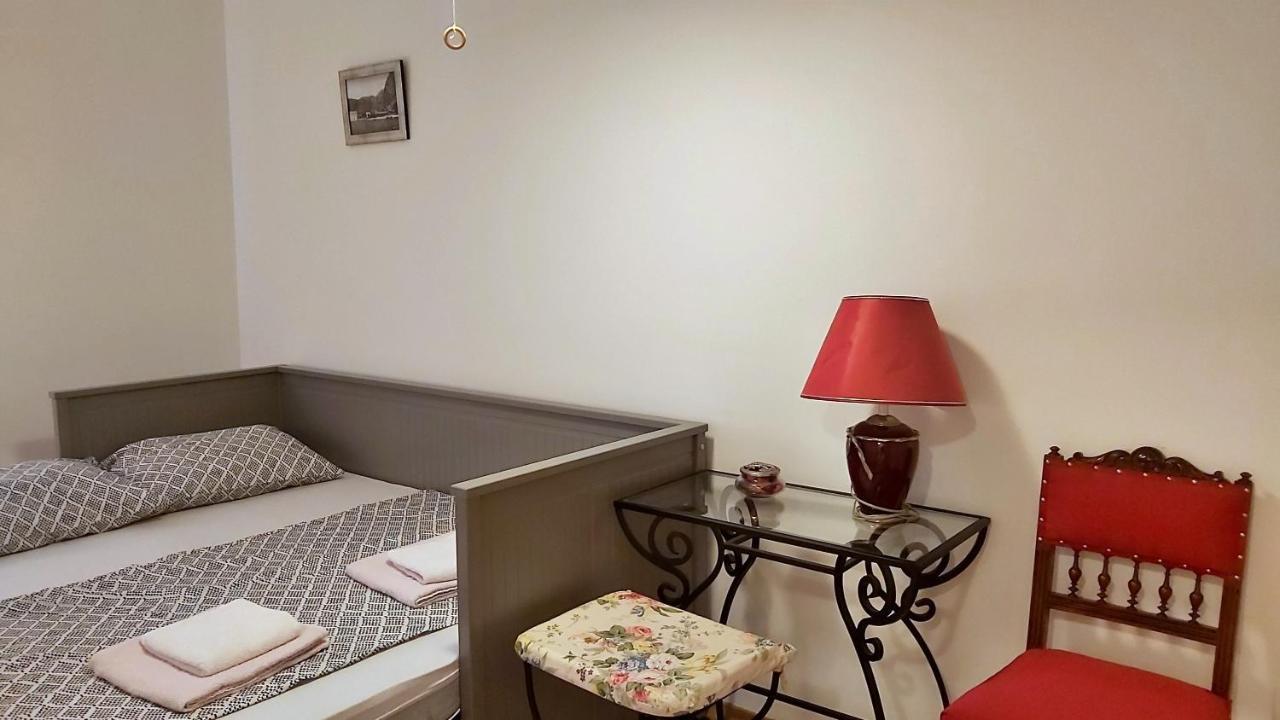 Apartment Lora オミシュ エクステリア 写真