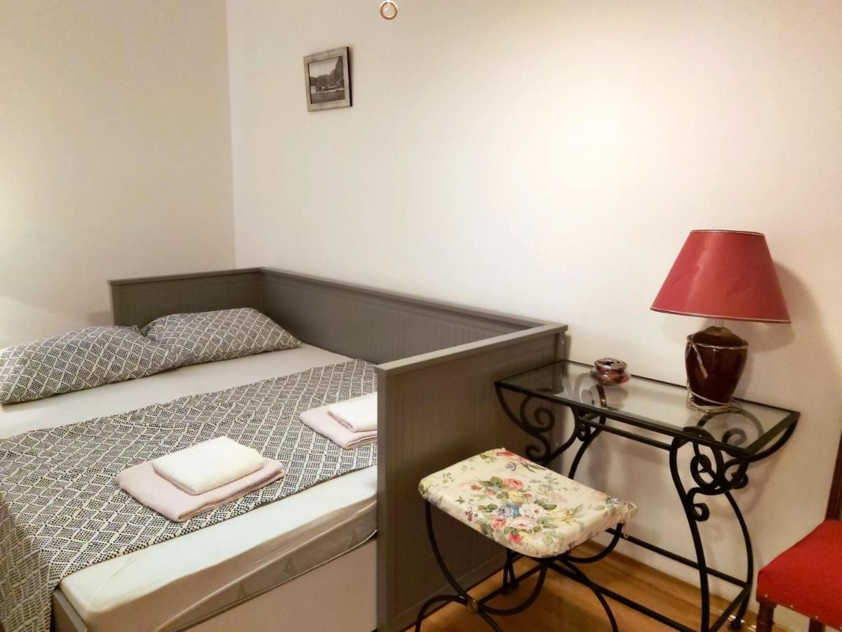 Apartment Lora オミシュ エクステリア 写真